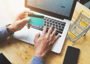 Portugueses entre os 35 e 44 anos são os que mais recorrem ao e-commerce para comprar produtos em segunda mão