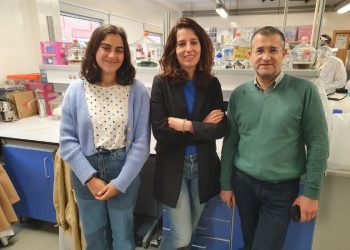 Investigadores da Universidade de Aveiro descobrem método para reciclar plásticos usados no fabrico de garrafas