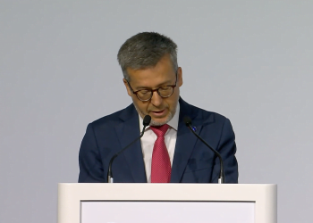 “Queremos traduzir os vossos objetivos em ideias concretas para os cidadãos”, diz Carlos Moedas