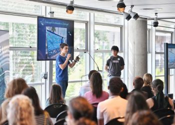 Mais de 21 mil alunos mobilizam-se pela defesa do Oceano