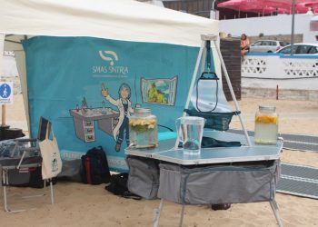 SMAS de Sintra realiza “Um dia na Praia” para promover água da torneira