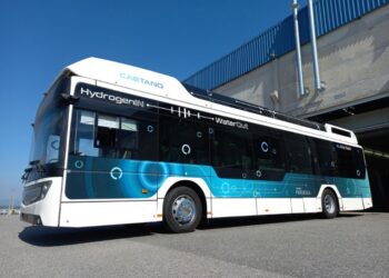Laboratório do ISQ valida autocarro movido a hidrogénio da CaetanoBus