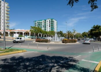 Peões e bicicletas na Quarteira aumentaram 22% em 2022