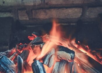 Metade da energia utilizada para aquecer a casa, na Europa, tem origem em combustíveis fósseis