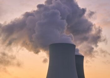 Menos de 5% das empresas europeias alinhadas com meta para impedir aquecimento global