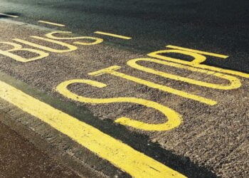 Preço dos bilhetes de transporte expresso de passageiros desce até 51% entre 2019 e 2022