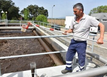 Futuros assistentes hospitalares visitam ETAR da Carregueira/Pinheiro Grande