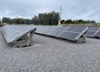 Nova base de betão promete melhor aproveitamento solar de painéis fotovoltaicos