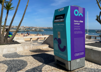 Cascais instala 140 caixotes de lixo inteligentes