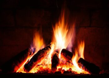 Estudo diz que portugueses “habituaram-se” a passar frio dentro de casa