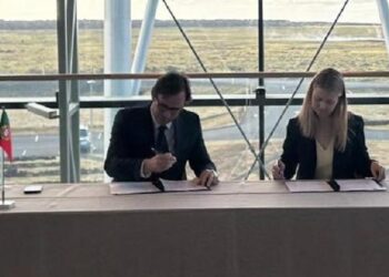 ADENE assina acordo com Autoridade Nacional de Energia da Islândia para acelerar renováveis