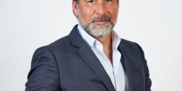 “Famílias e empresas devem ter uma primeira preocupação: produzir energia para consumo próprio”