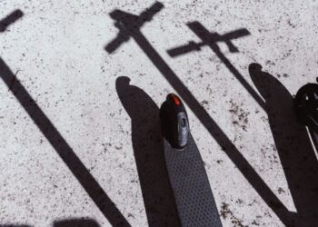 Trotinetes estabelecem-se como meio de transporte urbano cada vez mais popular