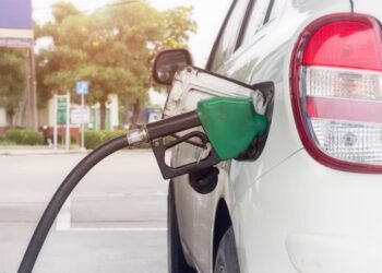 Viaturas pesadas da LEROY MERLIN abastecidas com biometano da Dourogás