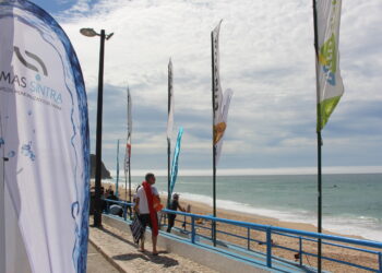 SMAS de Sintra juntam-se ao Sintra Bodyboard Pro Fest para sensibilização ambiental