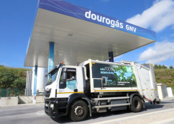 Viaturas de recolha de RSU em três municípios da AM Porto passam a usar biometano