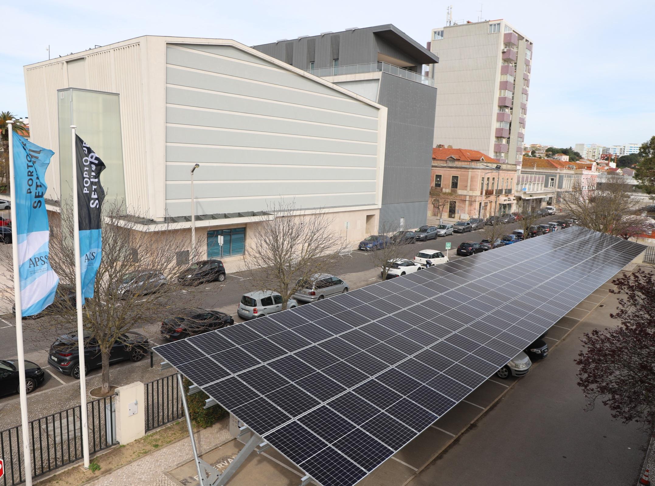 Administração dos Portos de Sesimbra e Setúbal instala sistema de energia solar
