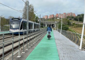 Comunidade de Almada pede ciclovia ao longo da linha do metro para a Costa da Caparica