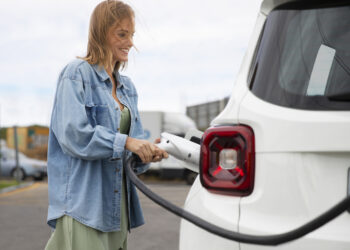 Bling Energy chega ao mercado de carregamento de veículos elétricos através de modelo de subscrição