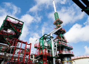 Repsol arranca com primeira fábrica ibérica de combustíveis renováveis