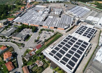Helexia instala mais de 25 mil painéis solares em seis unidades da Corticeira Amorim