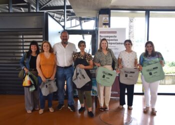 Albergaria-a-Velha entregou sacos de pano reutilizáveis a compradores do mercado municipal