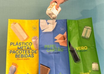 Sociedade Ponto Verde tem novas ecobags feitas de plástico marinho