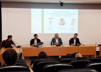 Associação Limpeza Urbana lidera debate para solucionar o desafio das algas invasoras