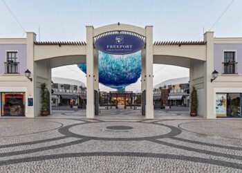 Freeport Lisboa e Vila do Conde Fashion Outlet investem 1M€ em carregamento de veículos elétricos