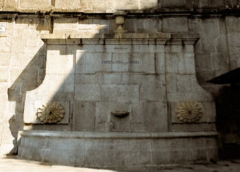 Águas e Energia do Porto avança com requalificação da Fonte da Ribeira