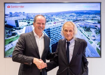 Balcões do Santander agora são movidos a energia verde fornecida pela Greenvolt