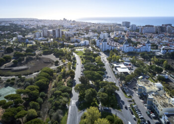 Inframoura avança com construção de sistema de distribuição de água para reutilização