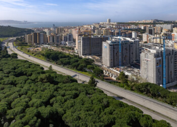 Helexia e Norfin levam mobilidade elétrica a condomínio residencial em Miraflores