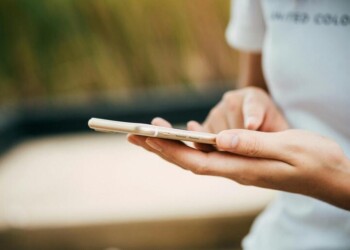 Etiquetas energéticas para telemóveis e tablets já estão em vigor