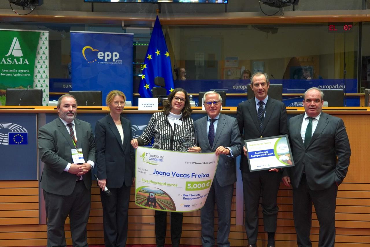 Portuguesa distinguida como Melhor Jovem Agricultora da Europa