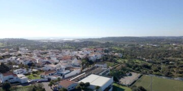 EMARP avança com substituição de conduta de abastecimento de água na Estrada da Fonte na Mexilhoeira Grande