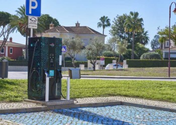 Funcionamento pleno dos carregadores elétricos da Inframoura regista crescimento significativo em 2025