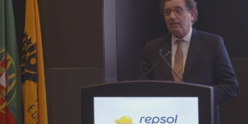 Ministro da Economia garante que Governo é “parceiro” no caminho da descarbonização