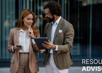 Schneider Electric lança Resource Advisor+, nova plataforma de IA para energia e sustentabilidade