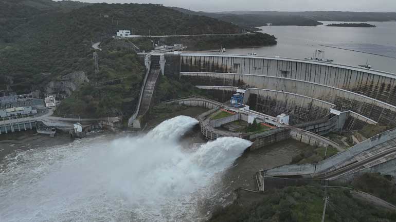 Alqueva atenua caudais de cheia no rio Guadiana